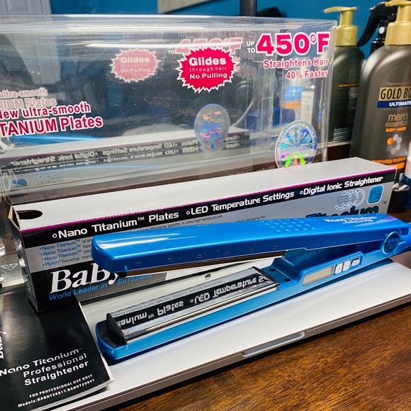 BaByliss Accessories - Babyliss pro nano titanium flat iron straightener